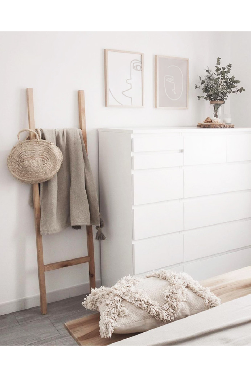 Solid Pine Wood Ladder | Decowood Stairs | OROA.com