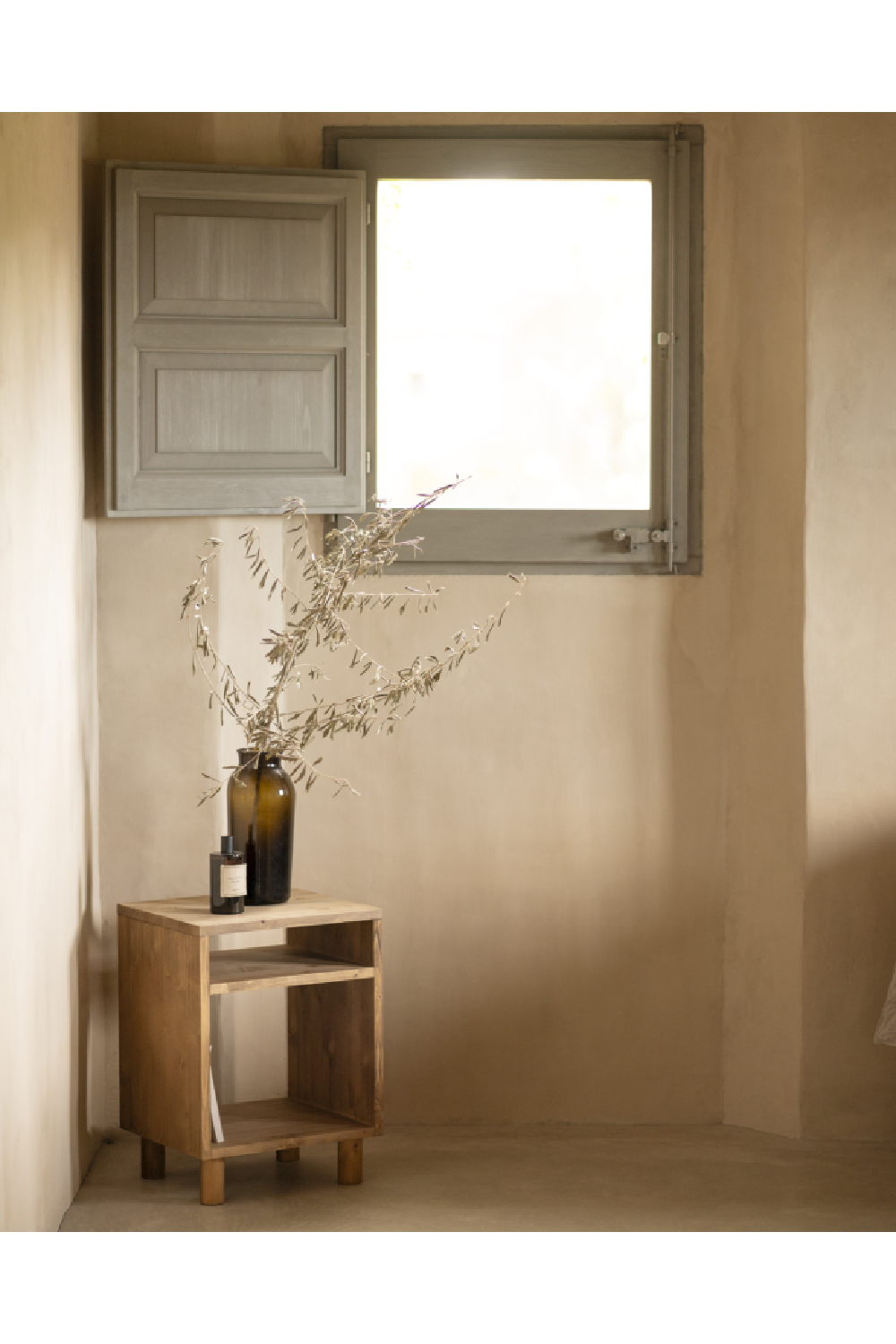 Minimalist Wooden Nightstand | Decowood Hera | Oroa.com