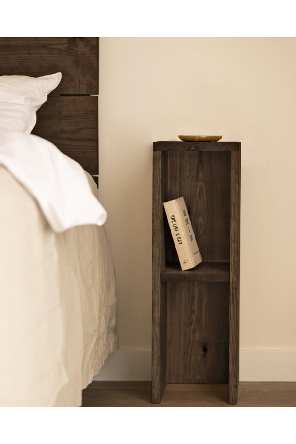 Fir Wood Bedside Table | Decowood Lina | Oroa.com