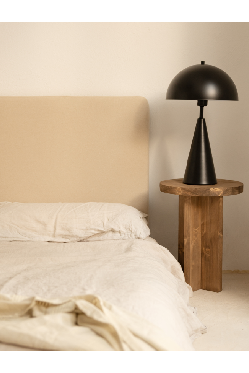 Crossed Base Wooden Side Tables (2) | Decowood Tokyo | Oroa.com