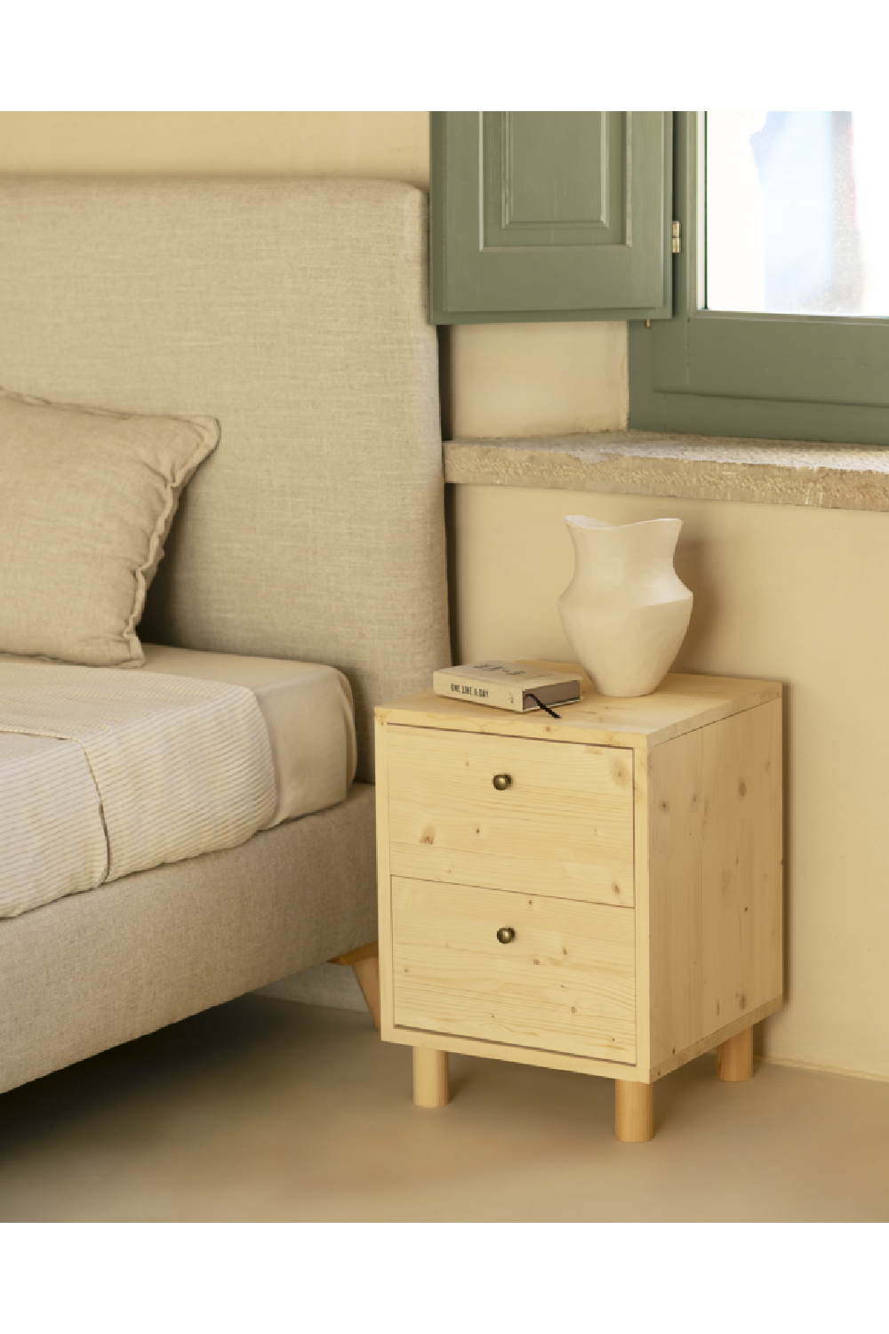 2-Drawer Wooden Nighstand Set (2) | Decowood Saura | Oroa.com