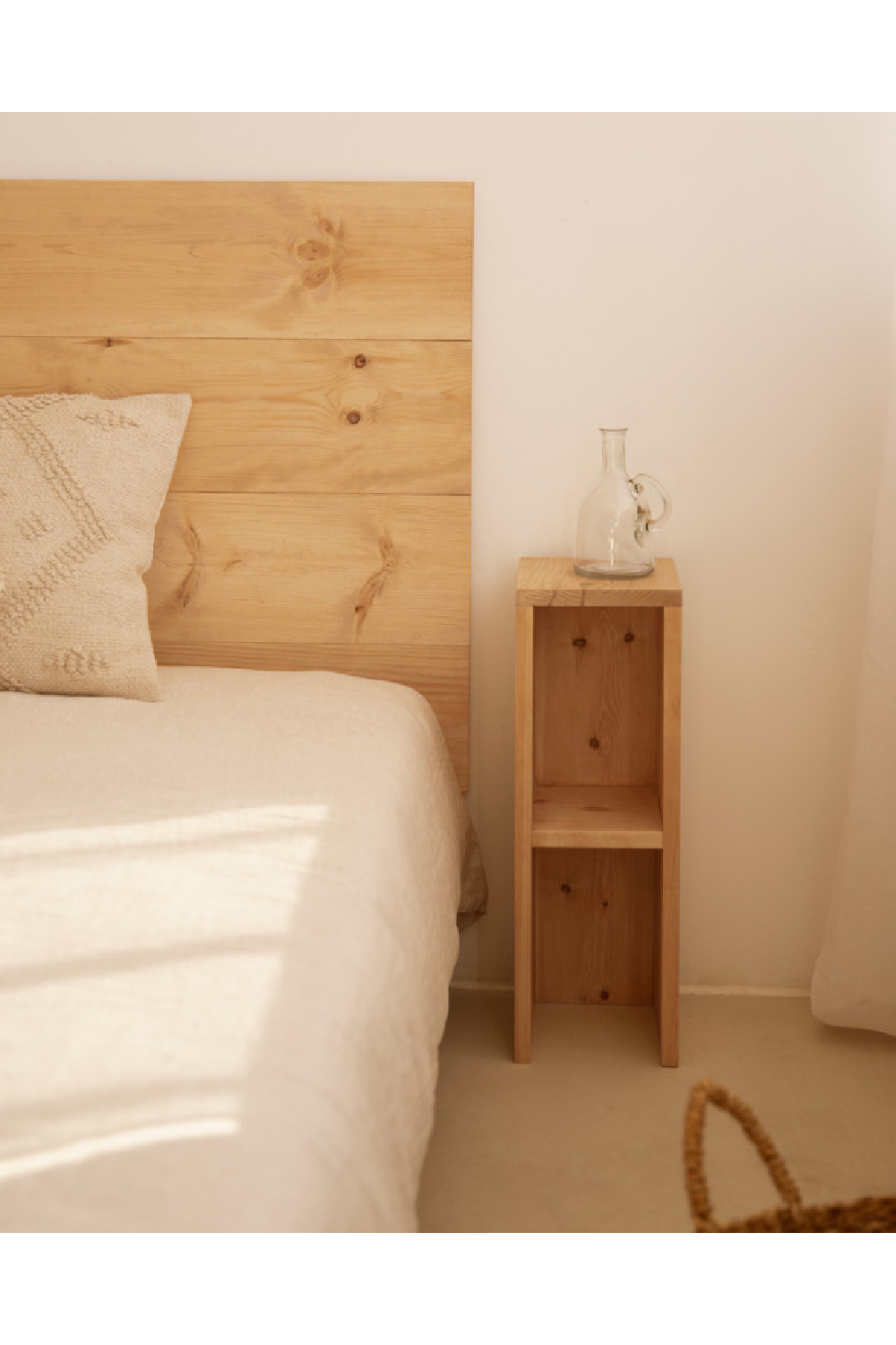 Wooden Headboard and Bedside Table | Decowood Flandes + Lina | Oroa.com