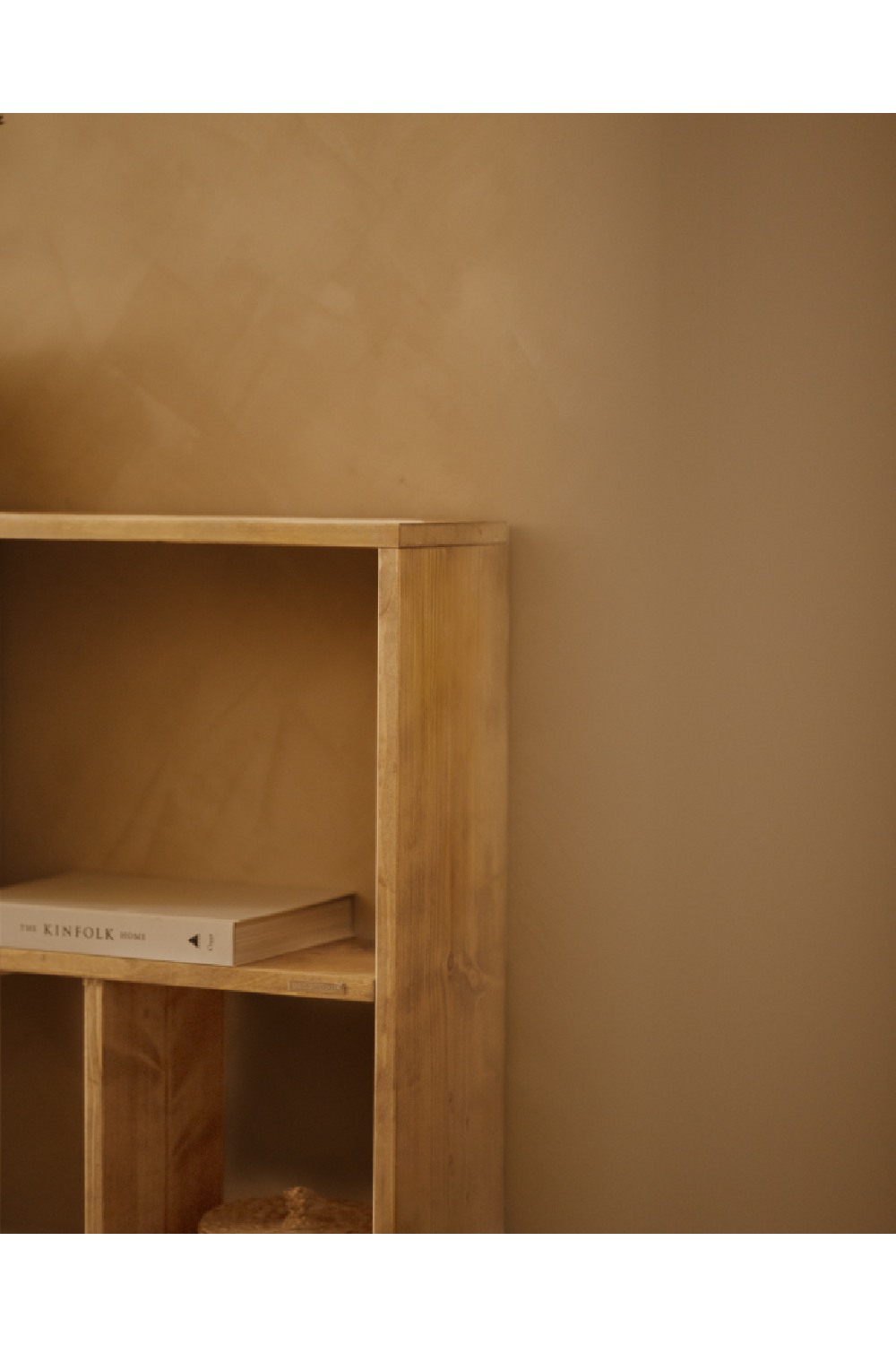 Minimalist Wooden Side Shelf | Decowood Saura | OROA.com