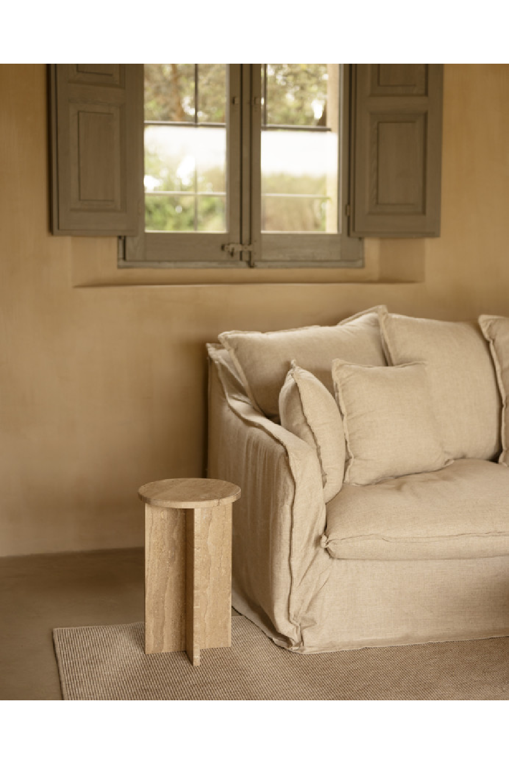 Round Marble Side Table | Decowood Tuscany | Oroa.com