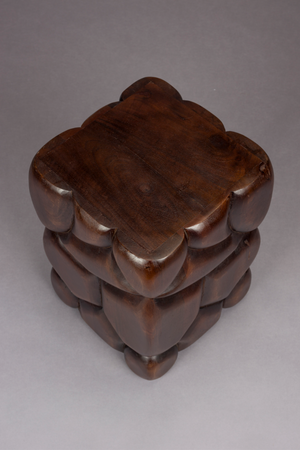 Carved Mango Wood Stool | Dutchbone Brooklyn | Oroa.com