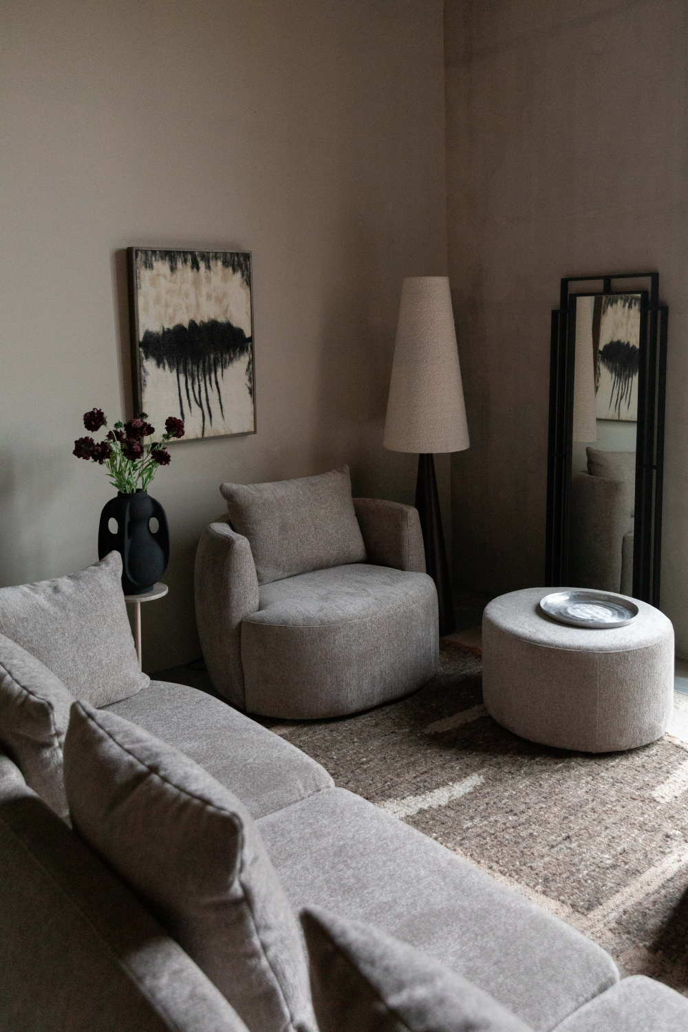 Round Upholstered Ottoman | Dutchbone Rocca | OROA.com