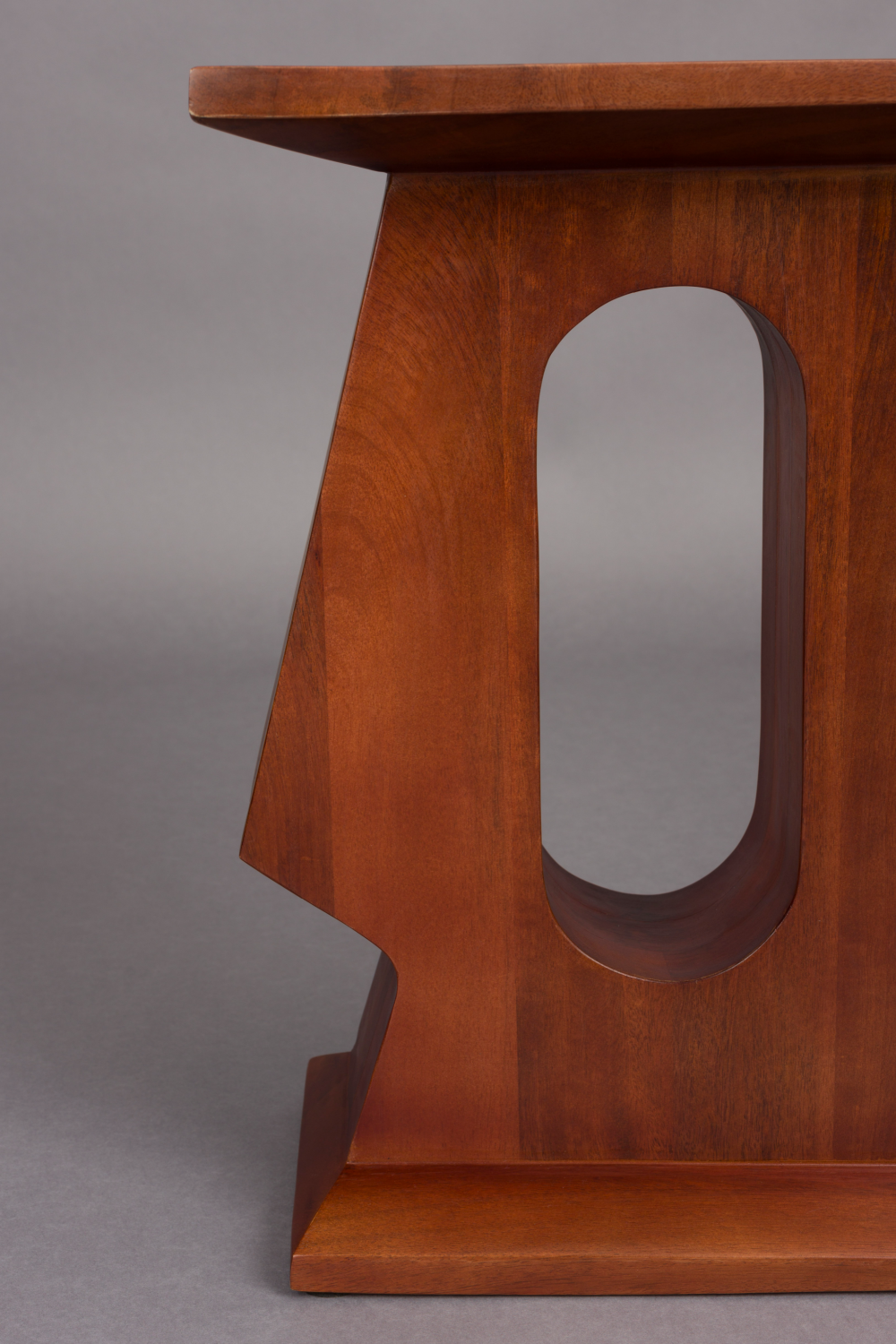 Vintage Style Wooden Side Table | Dutchbone Pilaster | Oroa.com