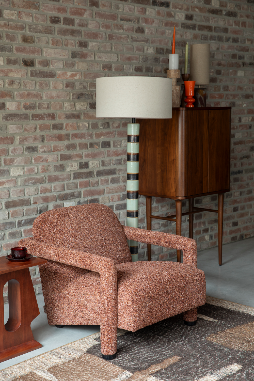 Melange Fabric Lounge Chair | Dutchbone Kent | Oroa.com