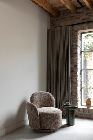 Melange Fabric Swivel Lounge Chair | Dutchone Rose | Oroa.com