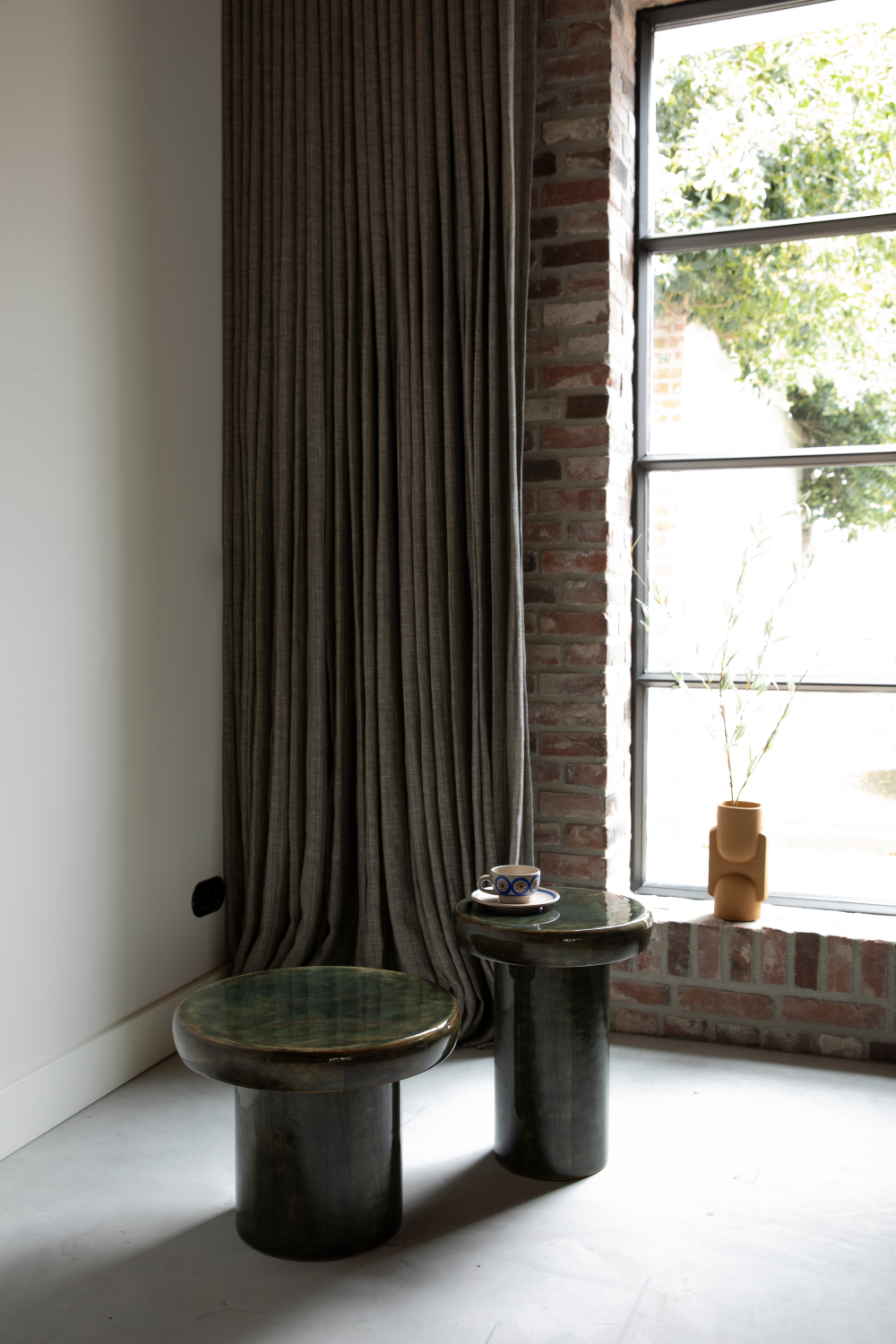 Mushroom Inspired Side Table S | Dutchbone Mush | Oroa.com