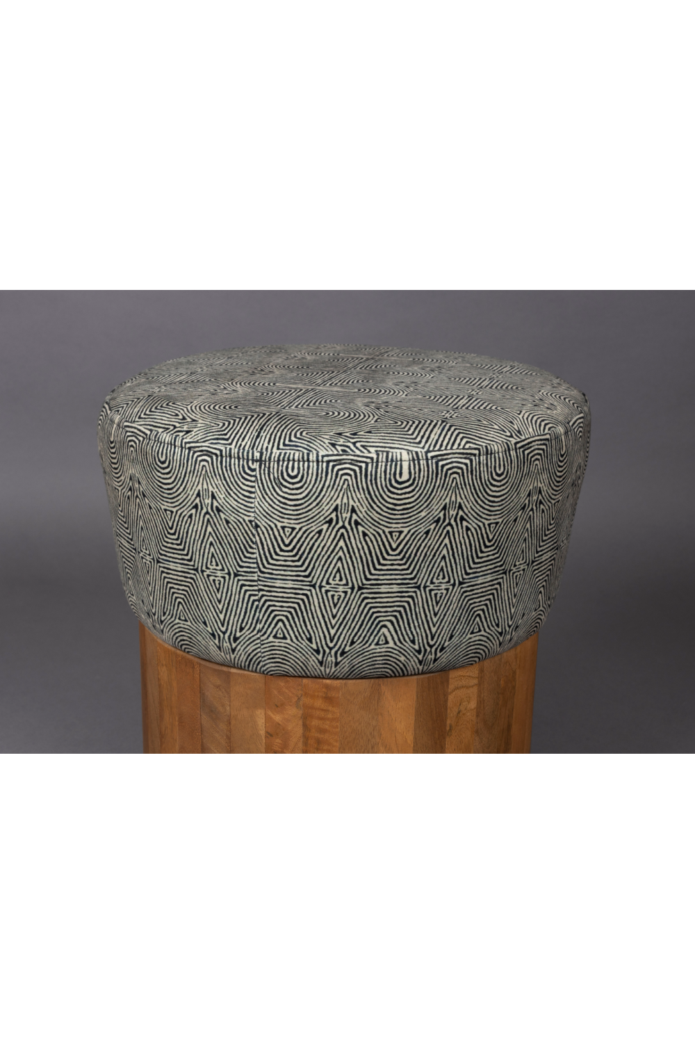 Graphic Print Stool | Dutchbone Fragment | OROA.com