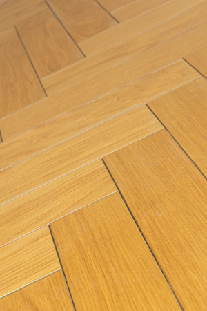 Wooden Herringbone Dining Table | Dutchbone Class | OROA.com