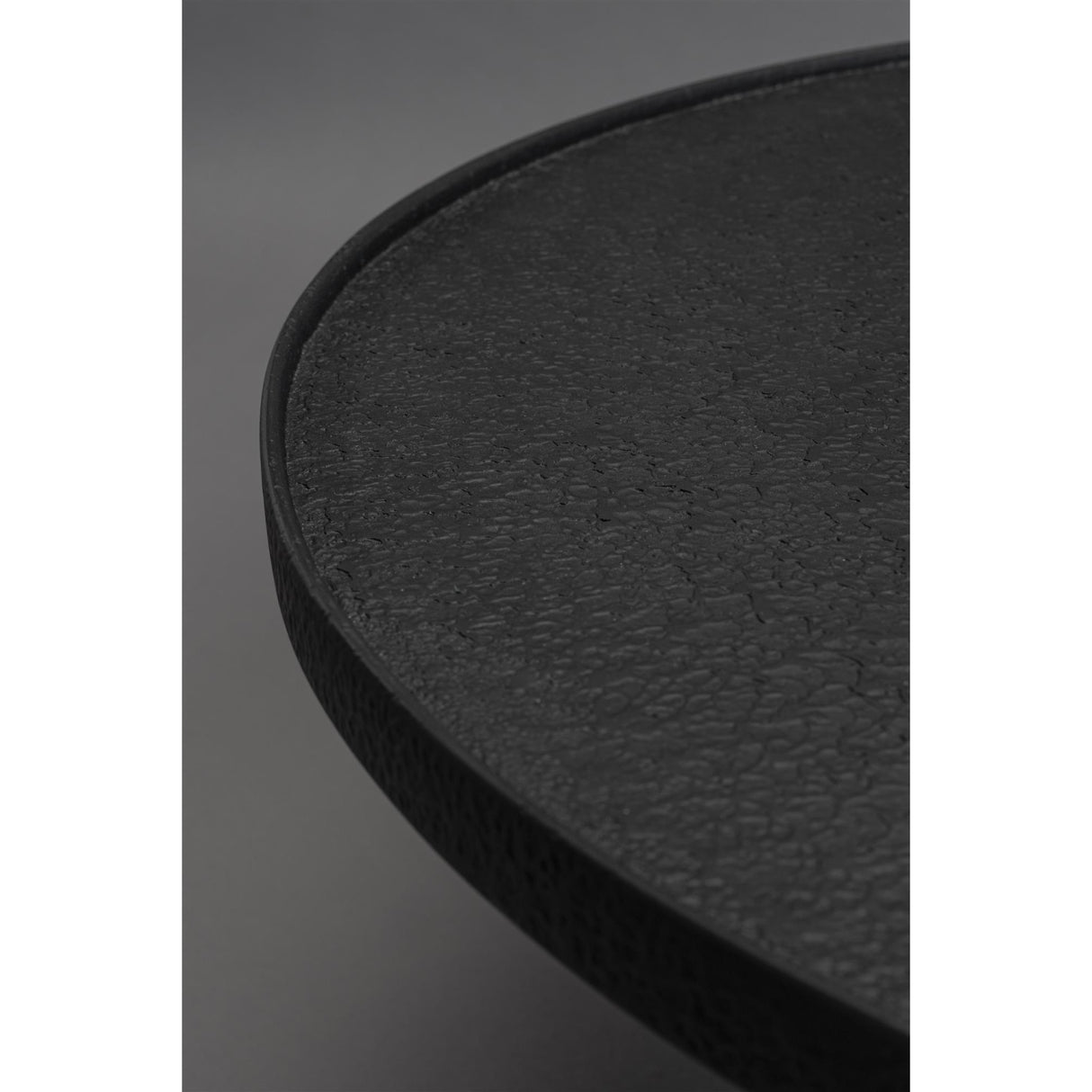   Round Black Coffee Table | Oroa.com