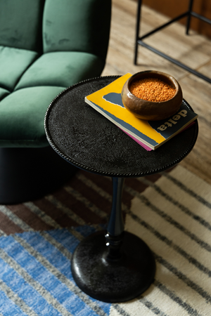 Black Pedestal Side Table | Dutchbone Odessa | OROA.com