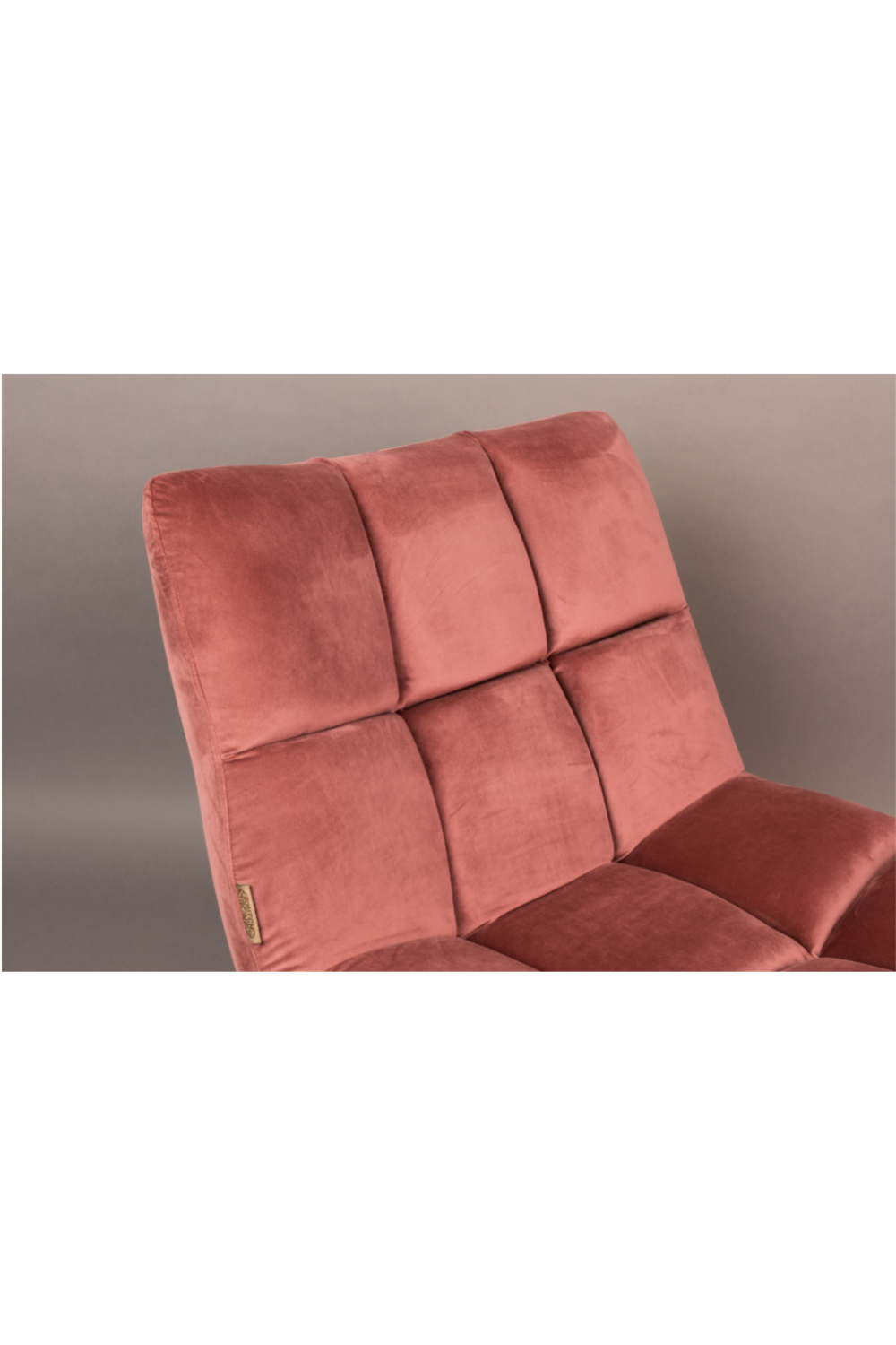 Velvet Pedestal Accent Chair | Dutchbone Bar | Oroa.com