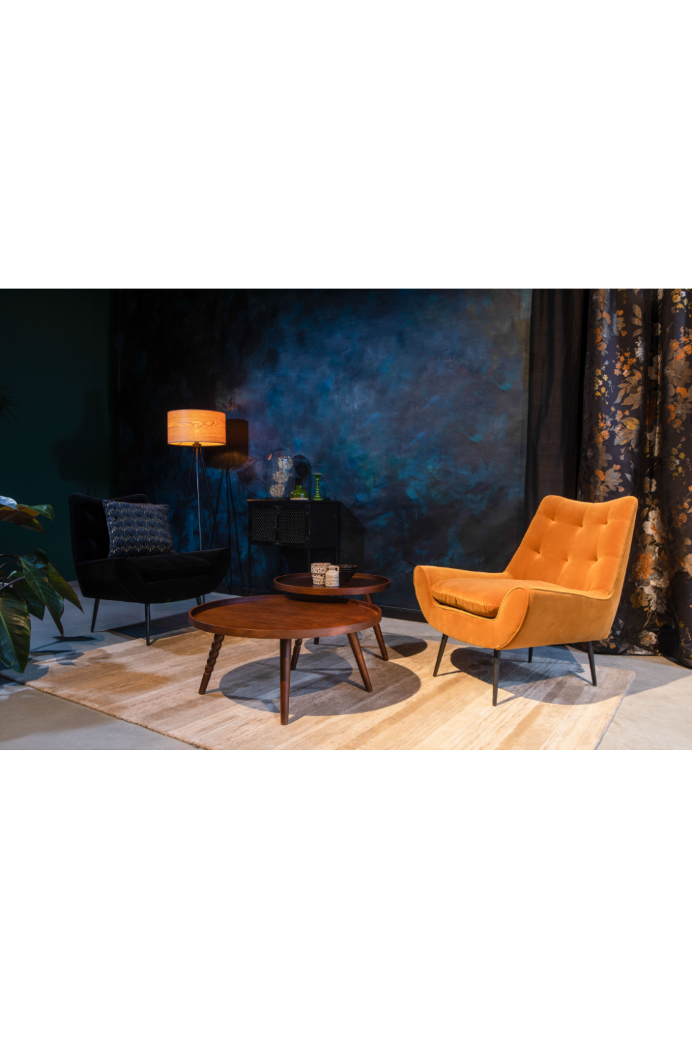 Amber Lounge Chairs | Dutchbone Glodis | OROA.com