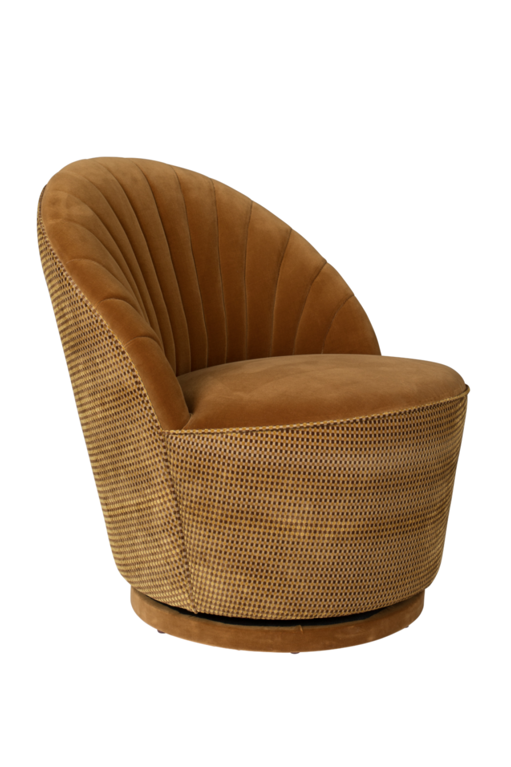 Brown Scallop Accent Chair | Dutchbone Madison | OROA.com