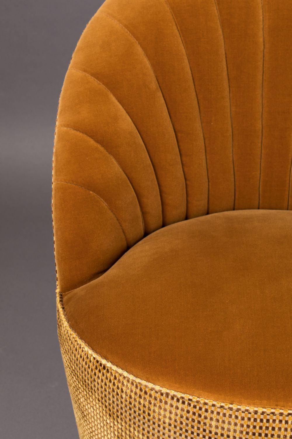 Brown Scallop Accent Chair | Dutchbone Madison | OROA.com