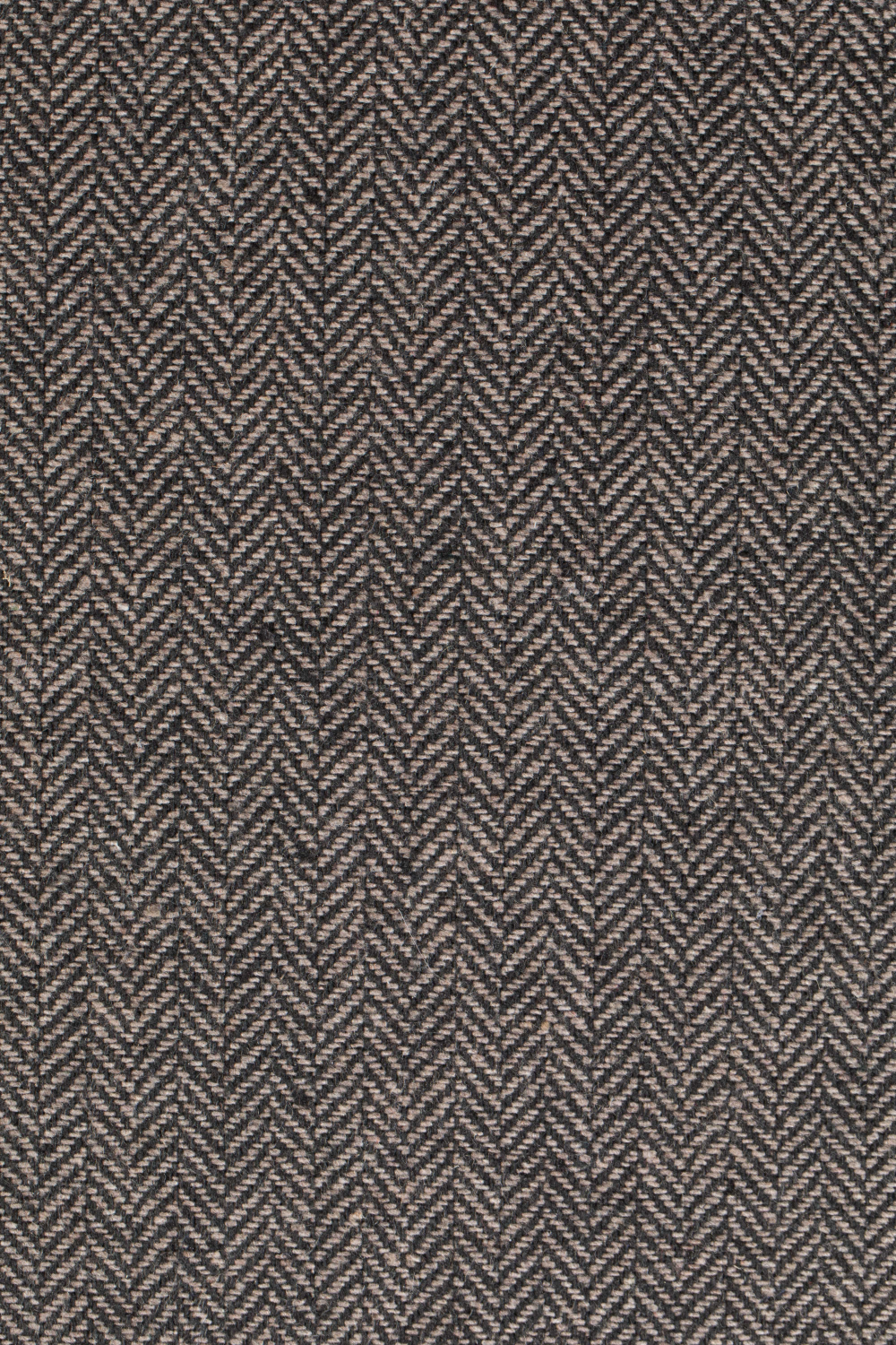 Oak Framed Classic Lounge Chair | Dutchbone Duran | Oroatrade.com