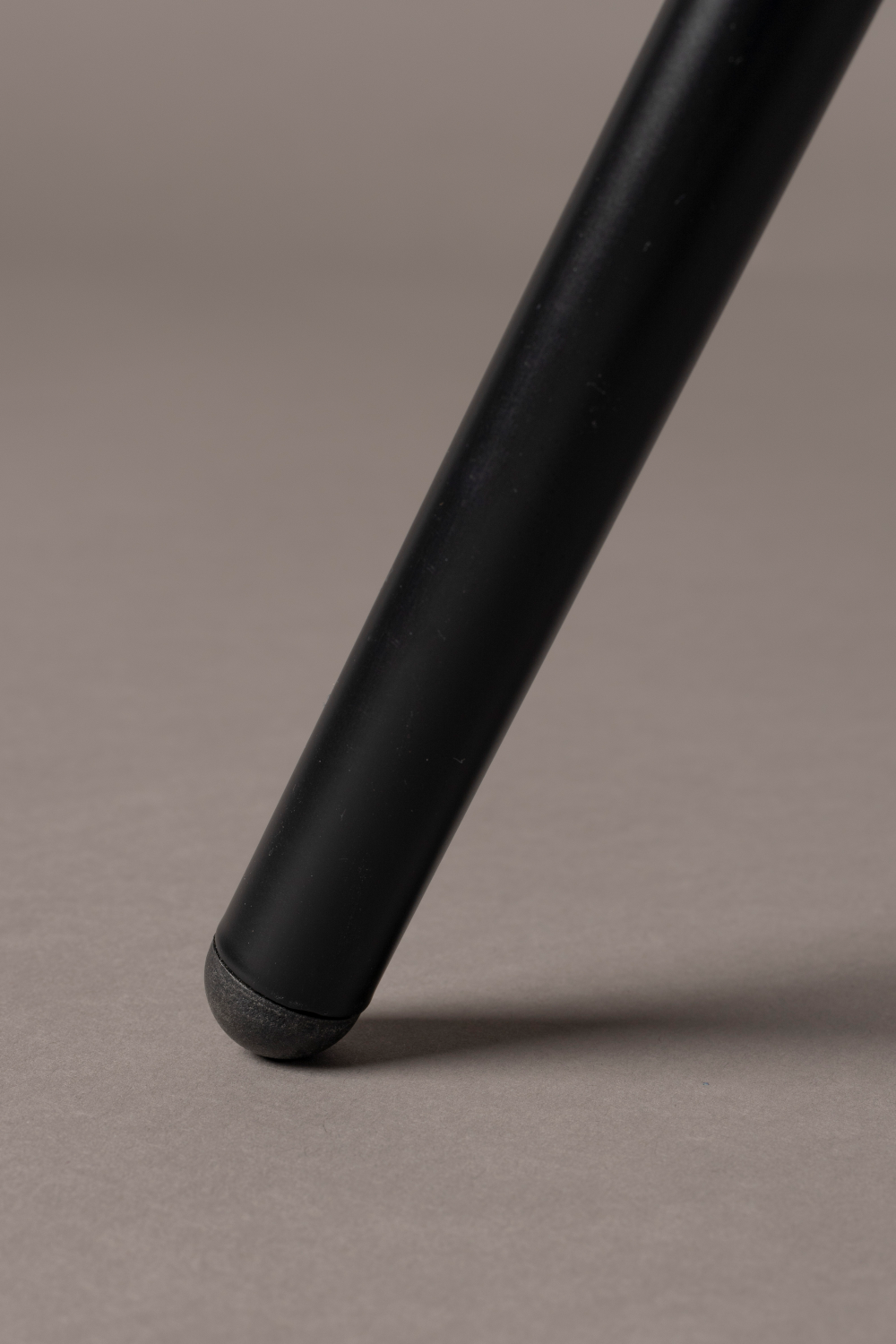 Beige Fabric Lounge Chair | Dutchbone Rodin | OROA.com