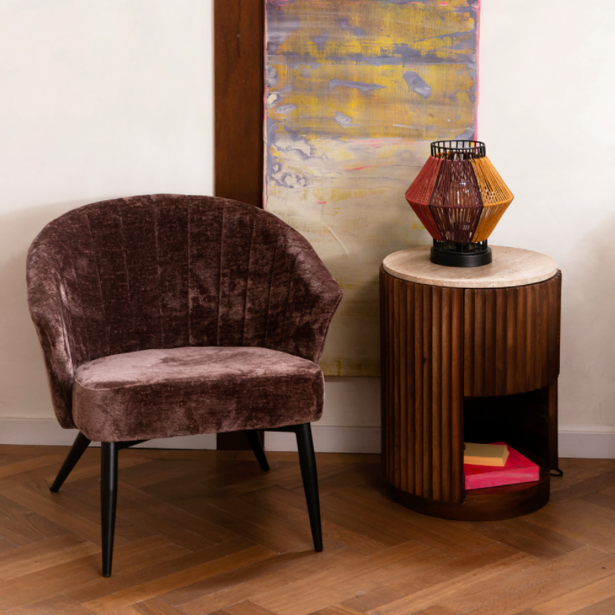   Upholstered Lounge Chair | Oroa.com