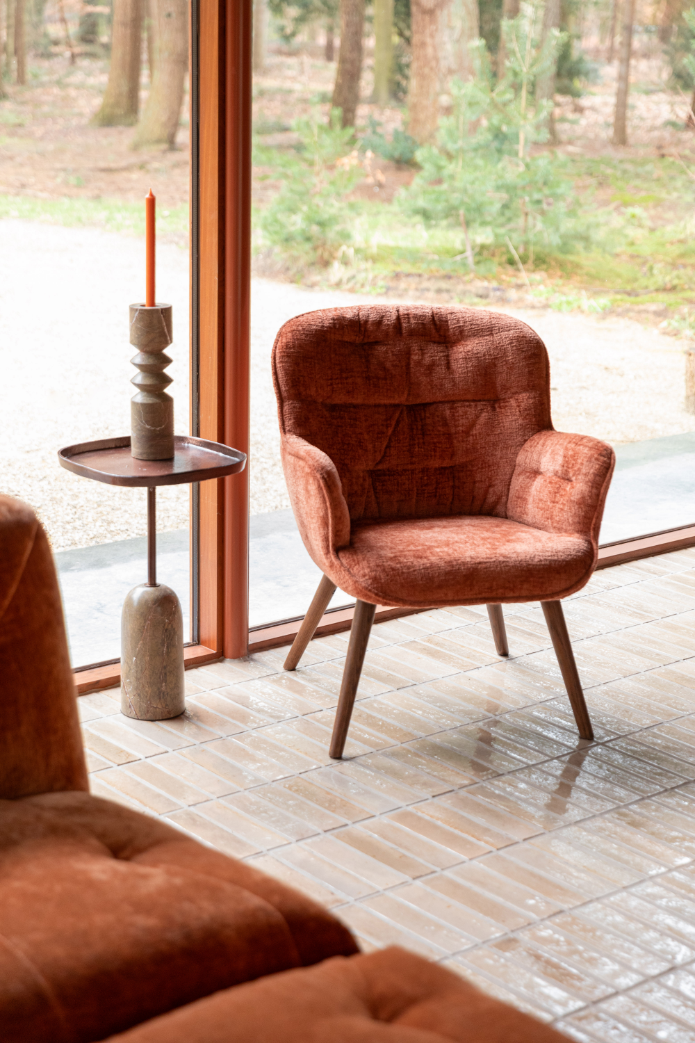 Velvet Vintage Style Lounge Chair | Dutchbone Lenn | OROA.com