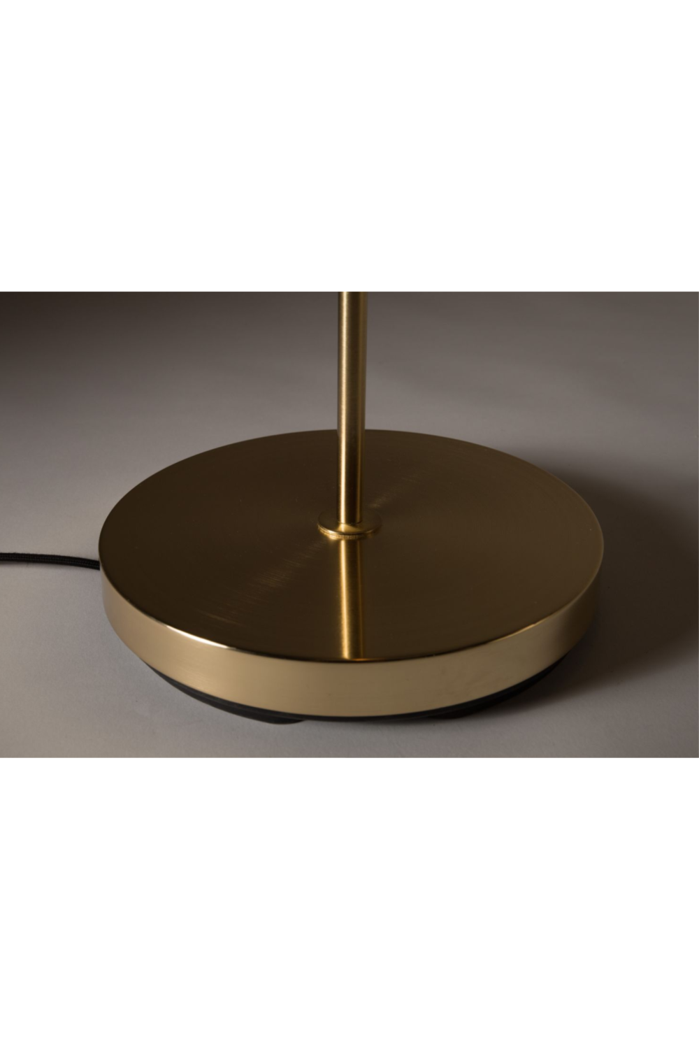 Iron Floor Lamp | Dutchbone Eclipse | Oroa.com