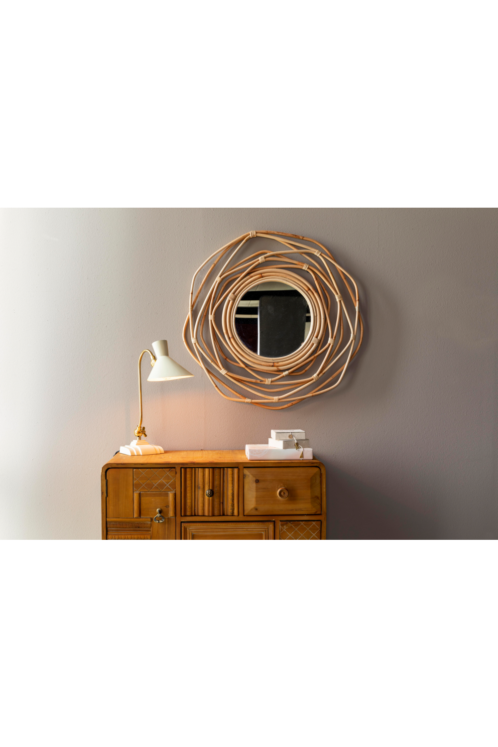 Ivory Colored Desk Lamp | Dutchbone Gaia | OROA.com