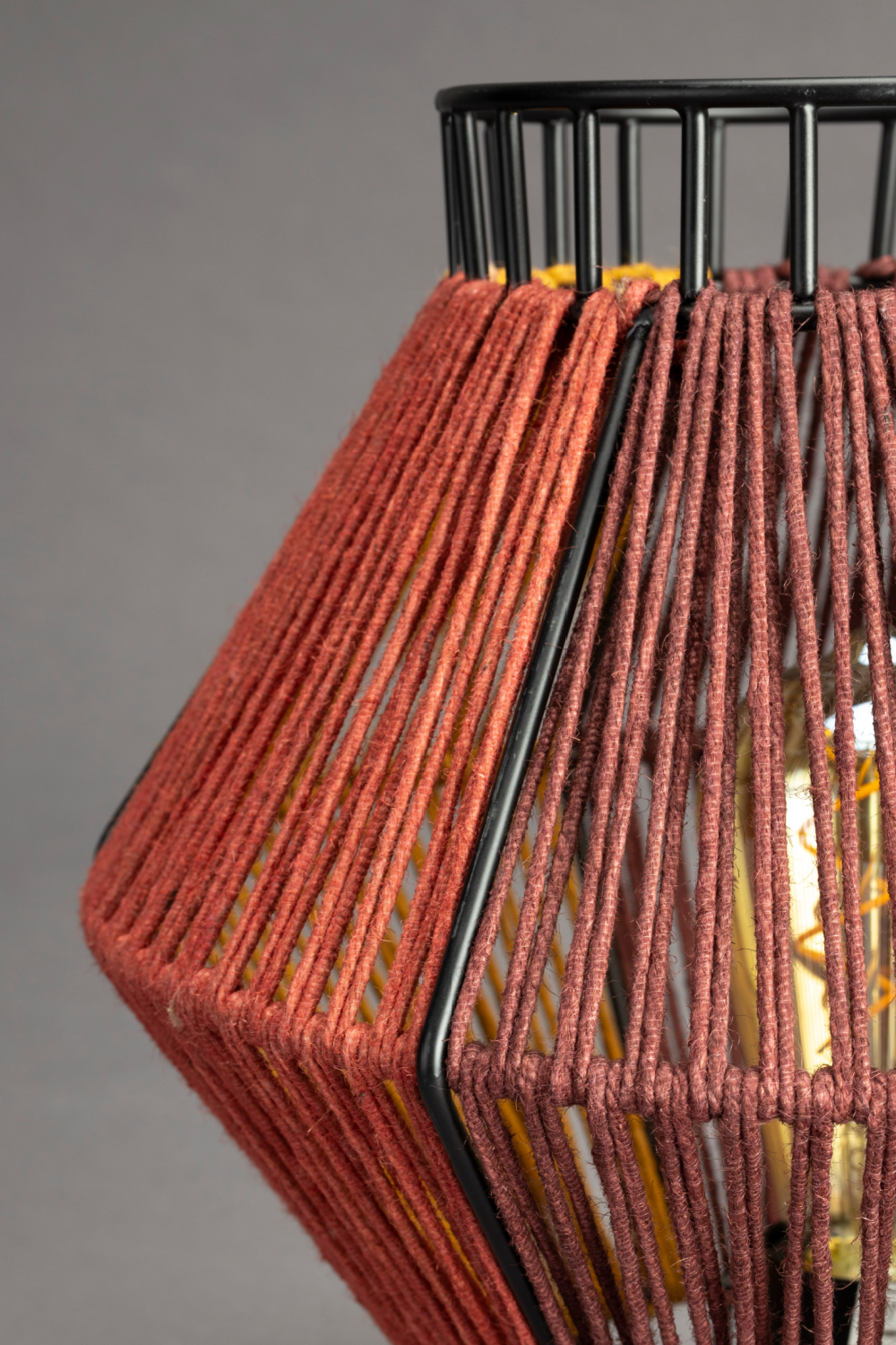 Rope Diamond Table Lamp | Dutchbone Surya | OROA.com