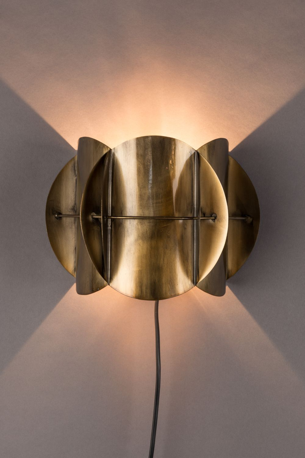   Antique Brass Metal Wall Lamp | Oroa.com
