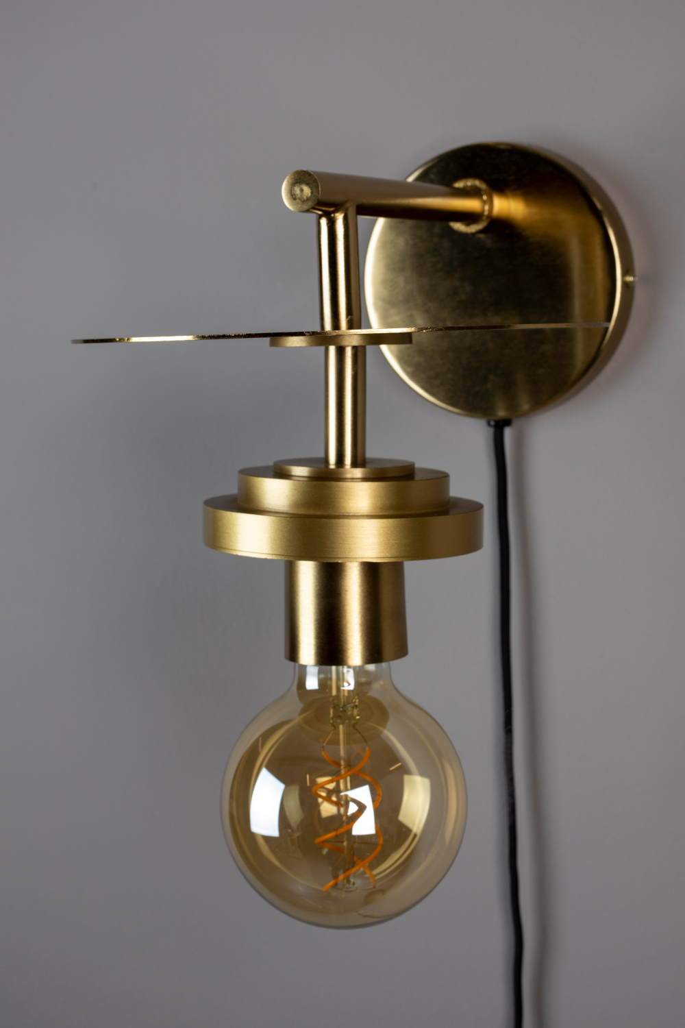 Bronze Classic Wall Lamp | Dutchbone Aden | OROA.com