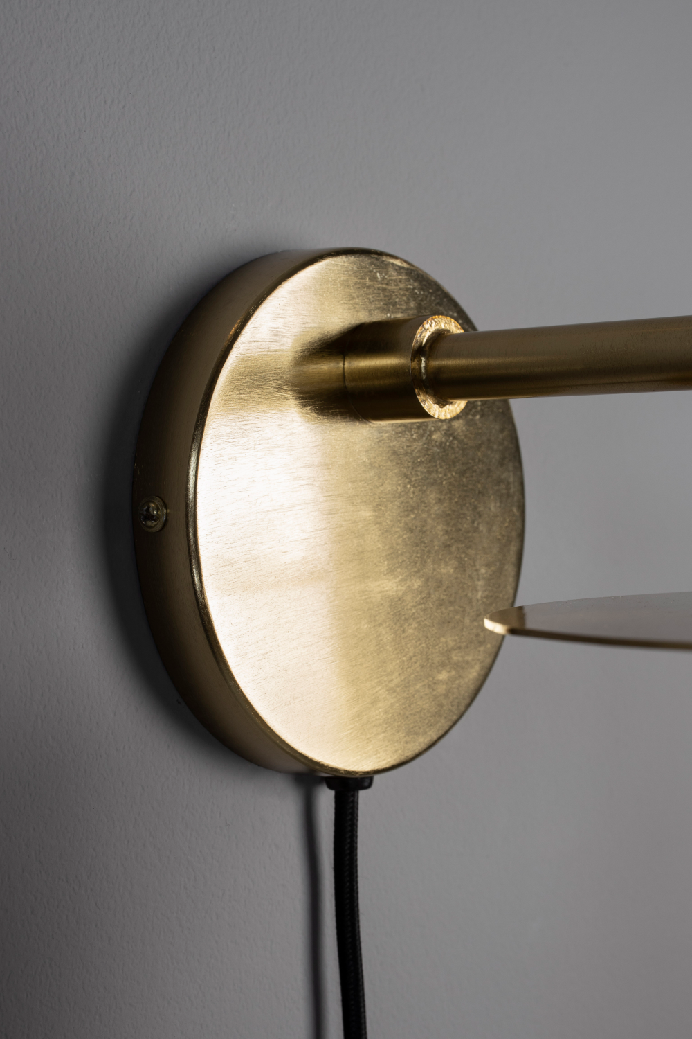 Bronze Classic Wall Lamp | Dutchbone Aden | OROA.com