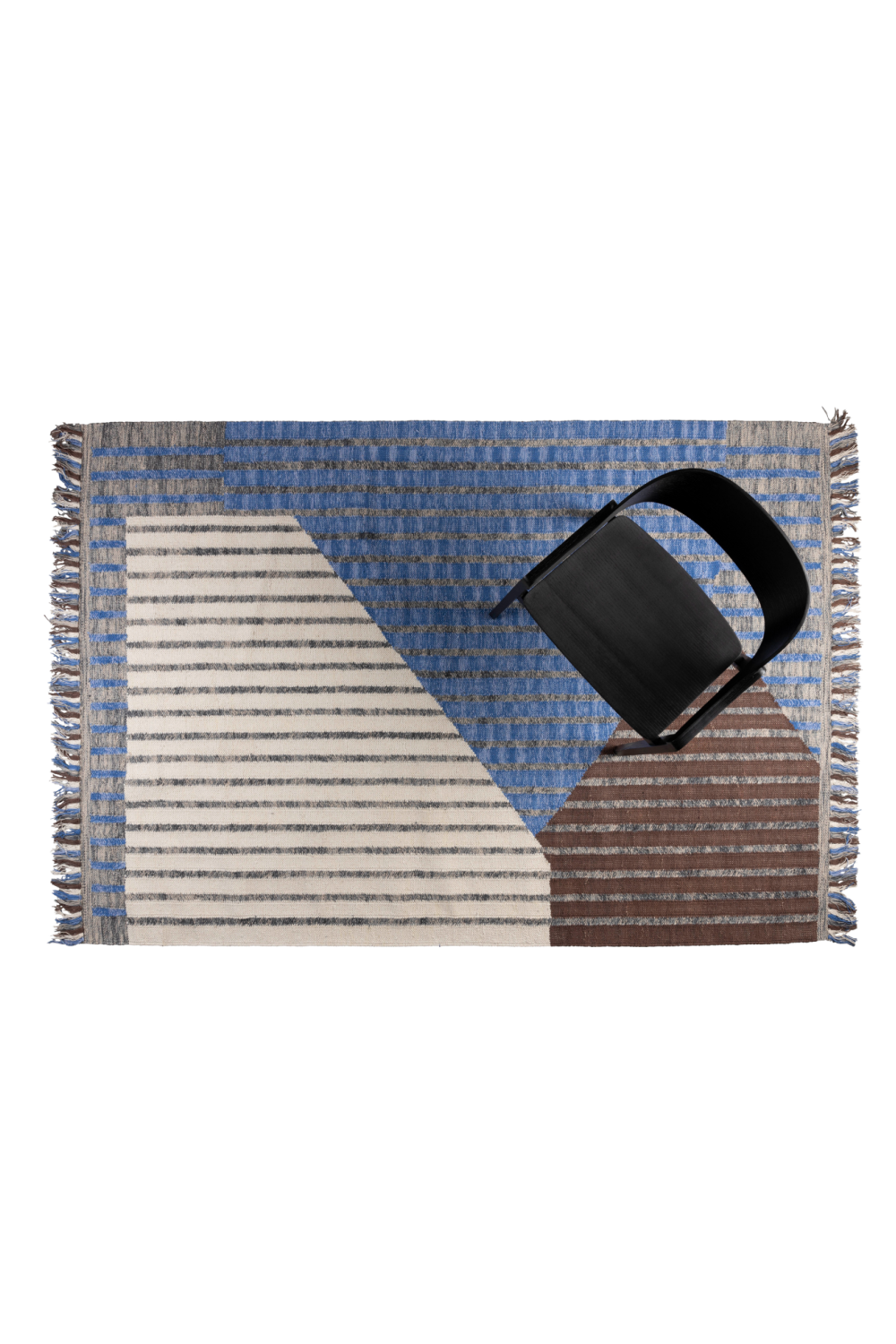 Cotton Fringed Area Rug | Dutchbone Hampton | OROA.com