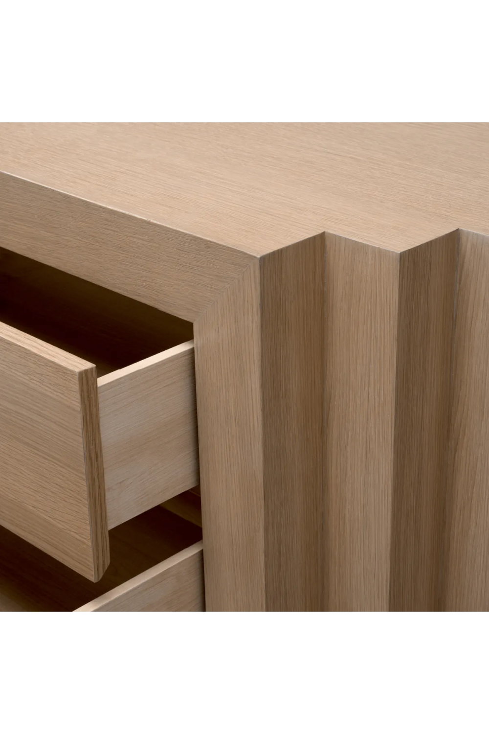 Oak 4-Drawer Dresser | Met x Eichholtz Metropolitan | Oroa.com