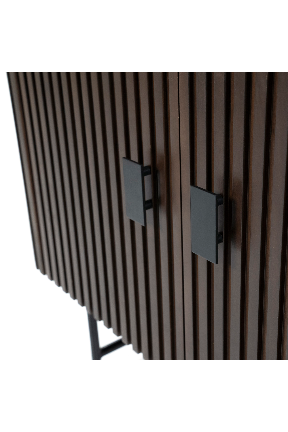 Mango Wood Bookcase | Eleonora Remi | OROA.com