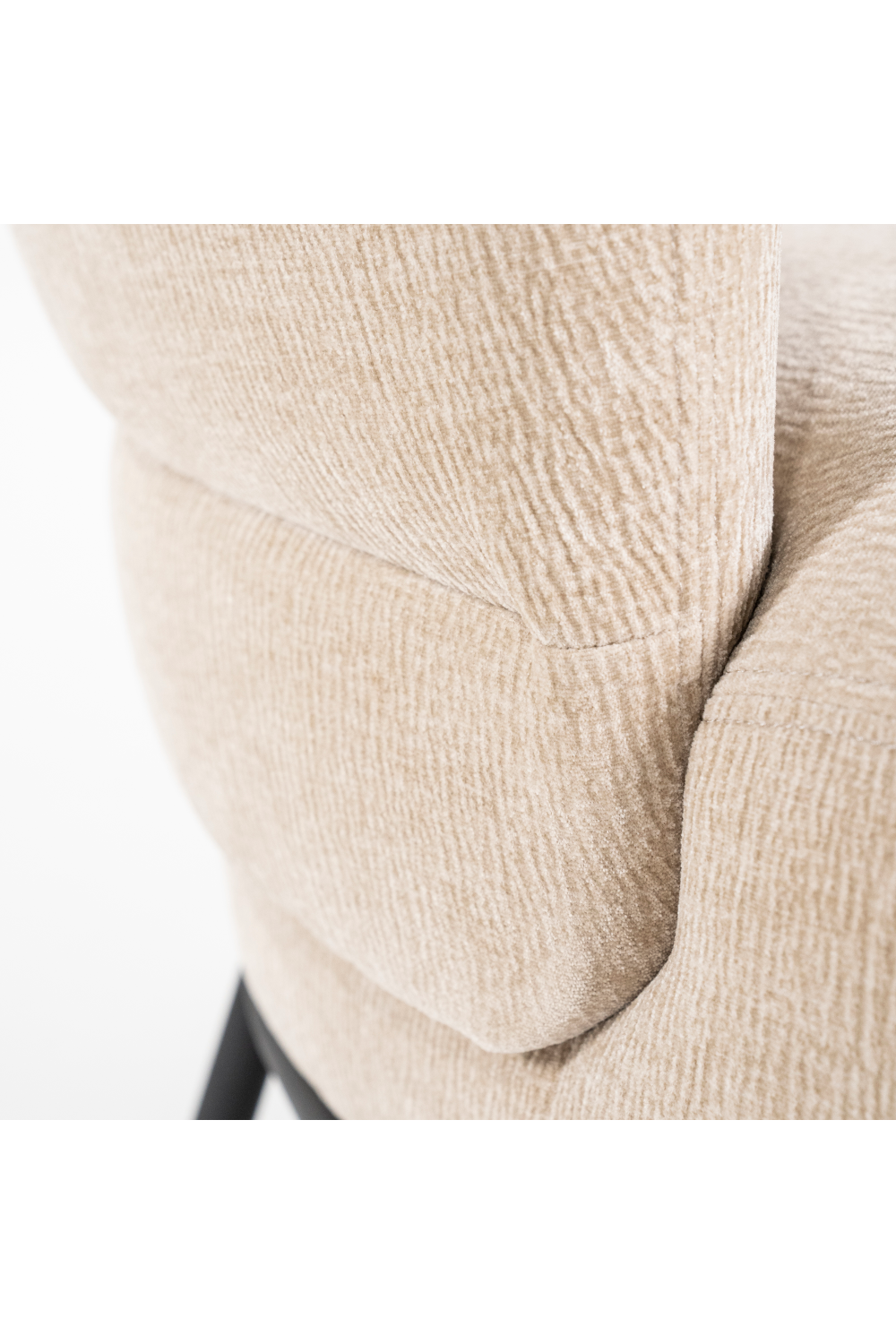 Minimalist Barrel Armchair | Eleonora David | OROA.com