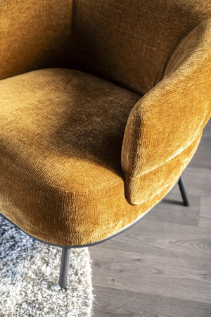 Minimalist Barrel Armchair | Eleonora David