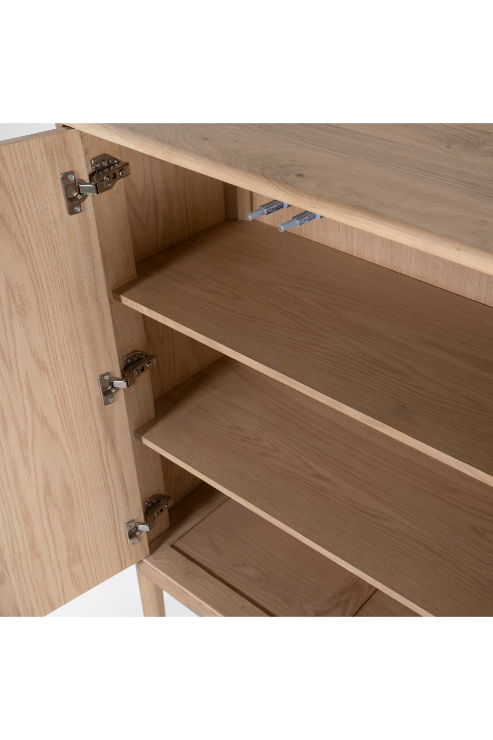 Oak 2-Door Bookcase | Eleonora Harvey | OROA.com