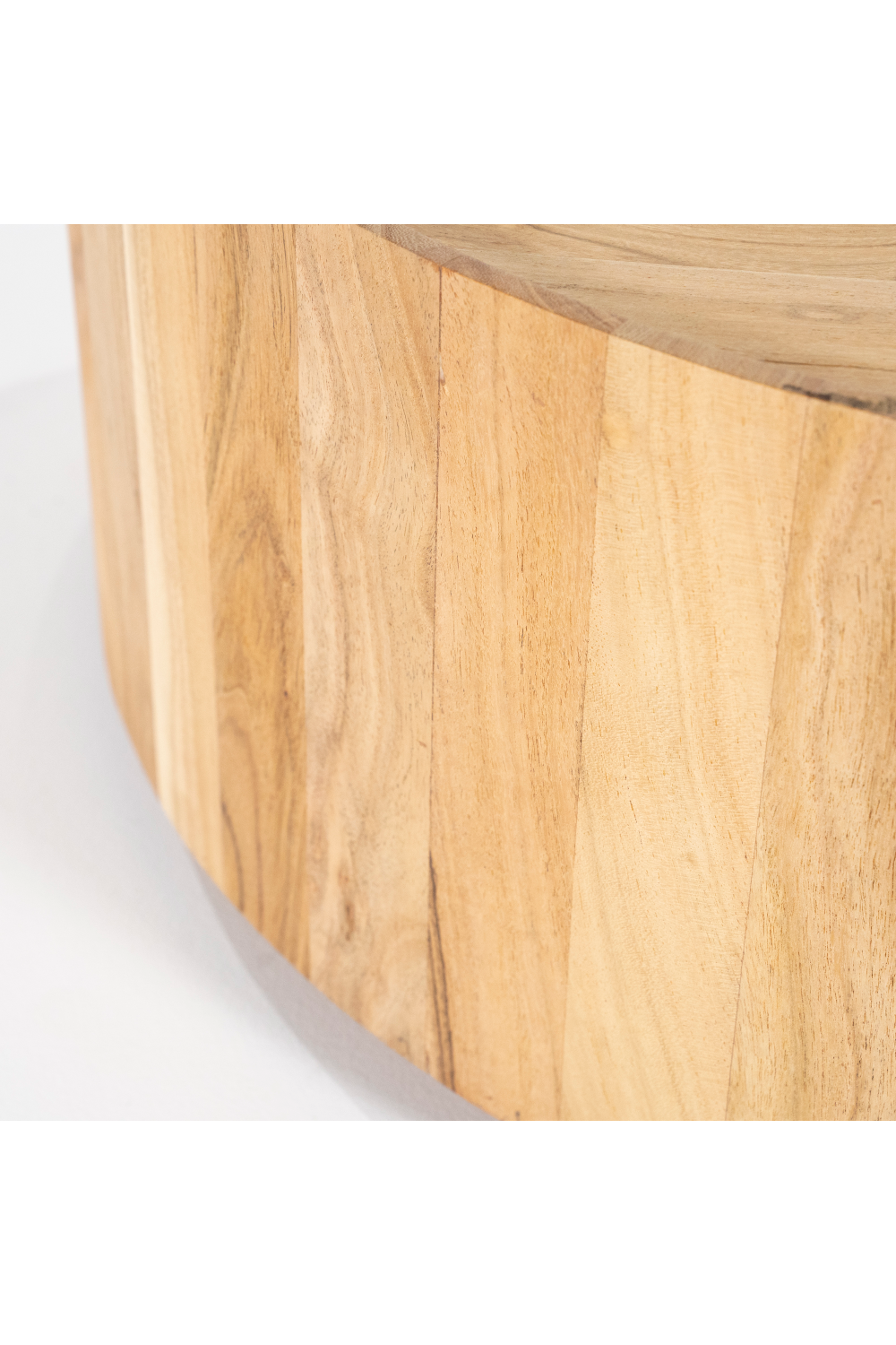 Wooden Round Coffee Table M | Eleonora Zayn | OROA.com