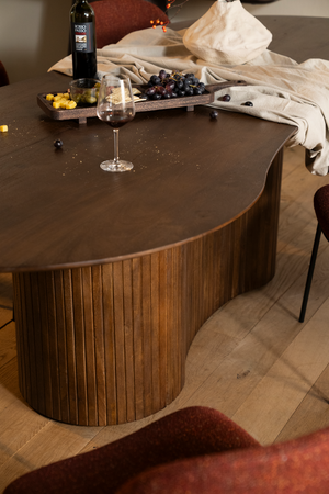Mango Wood Modern Dining Table | Eleonora Jordy | OROA.com