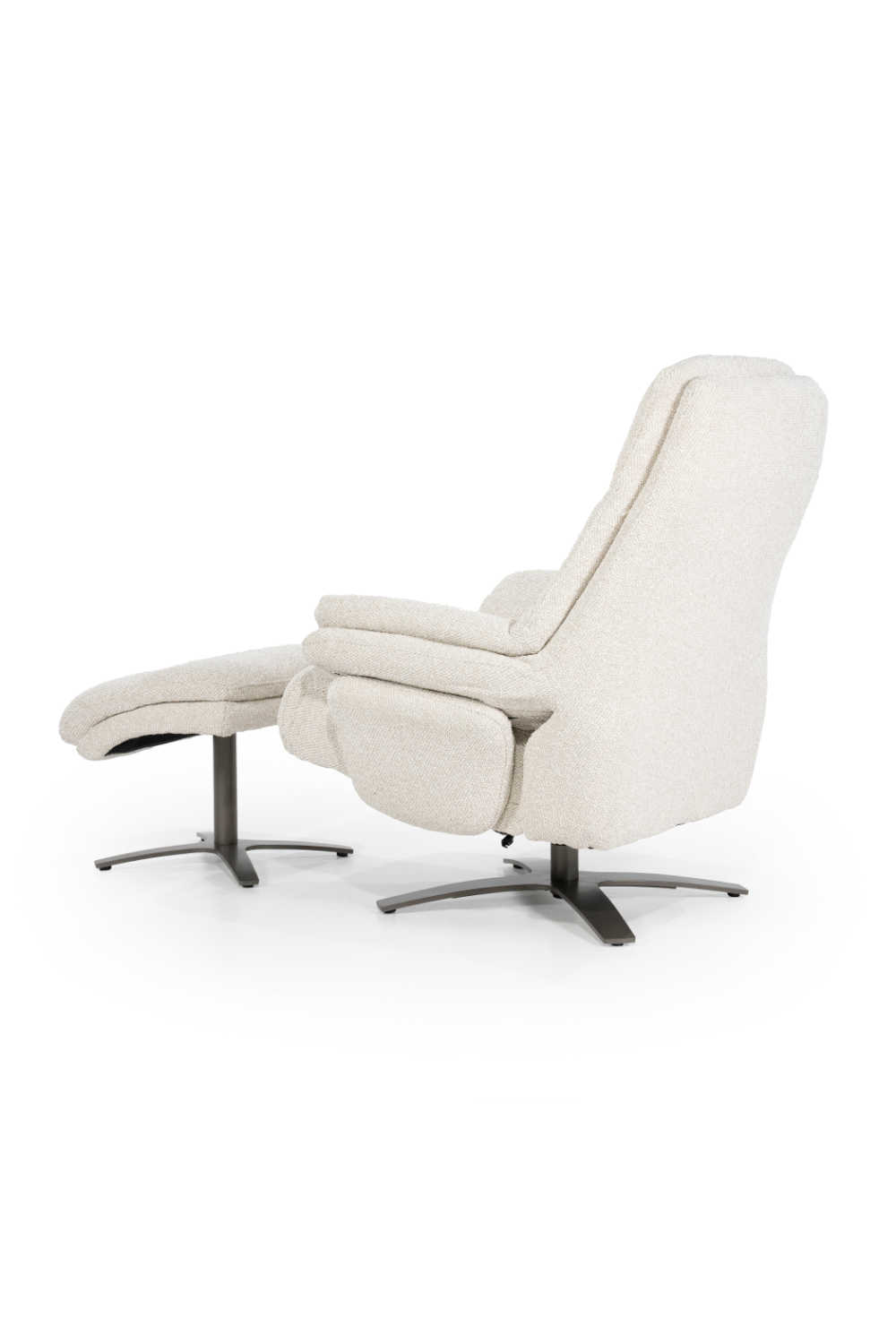 Upholstered Reclining Lounge Chair | Eleonora Caleb | OROA.com
