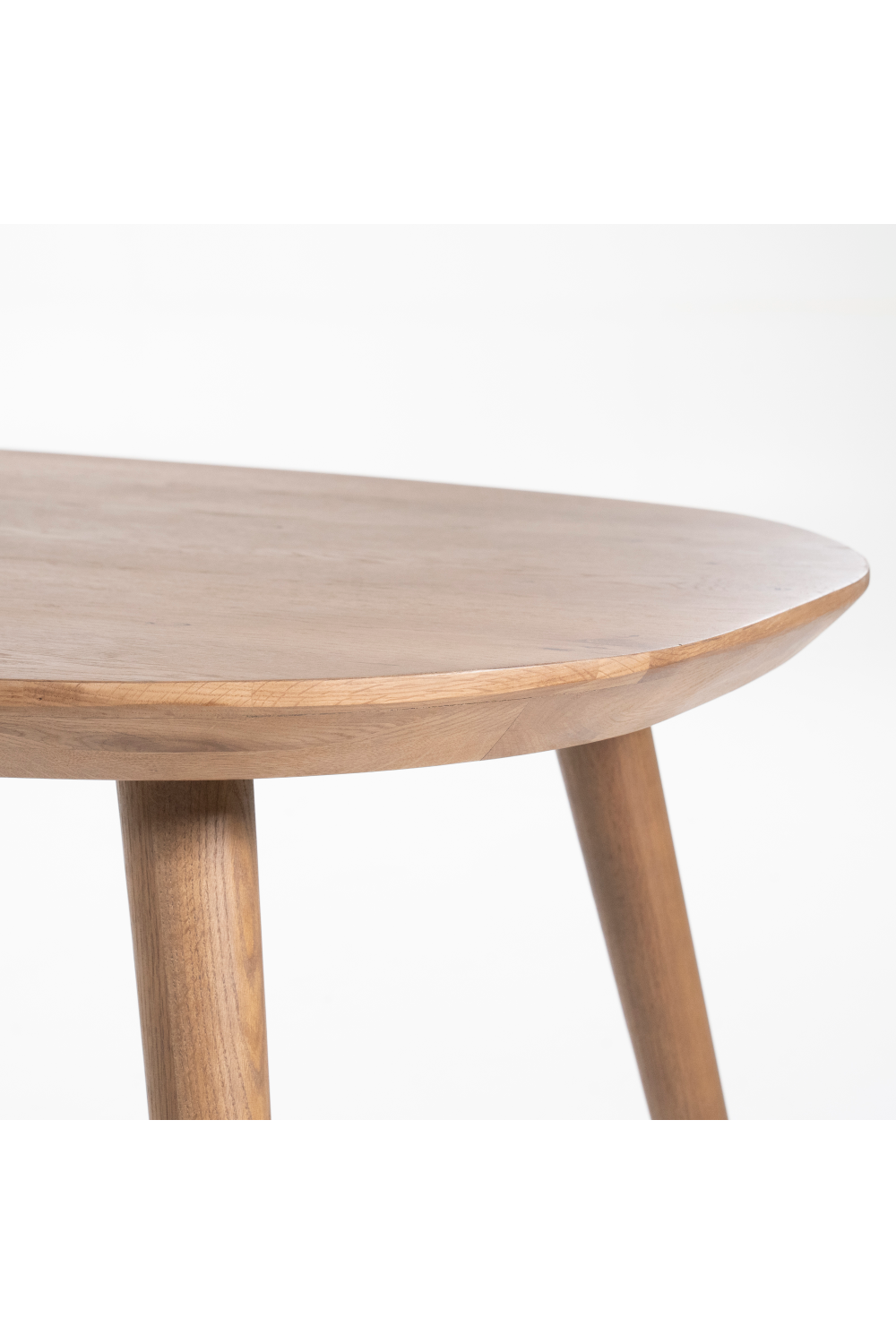 Lacquered Oak Oval Dining Table | Eleonora Elijah | OROA.com