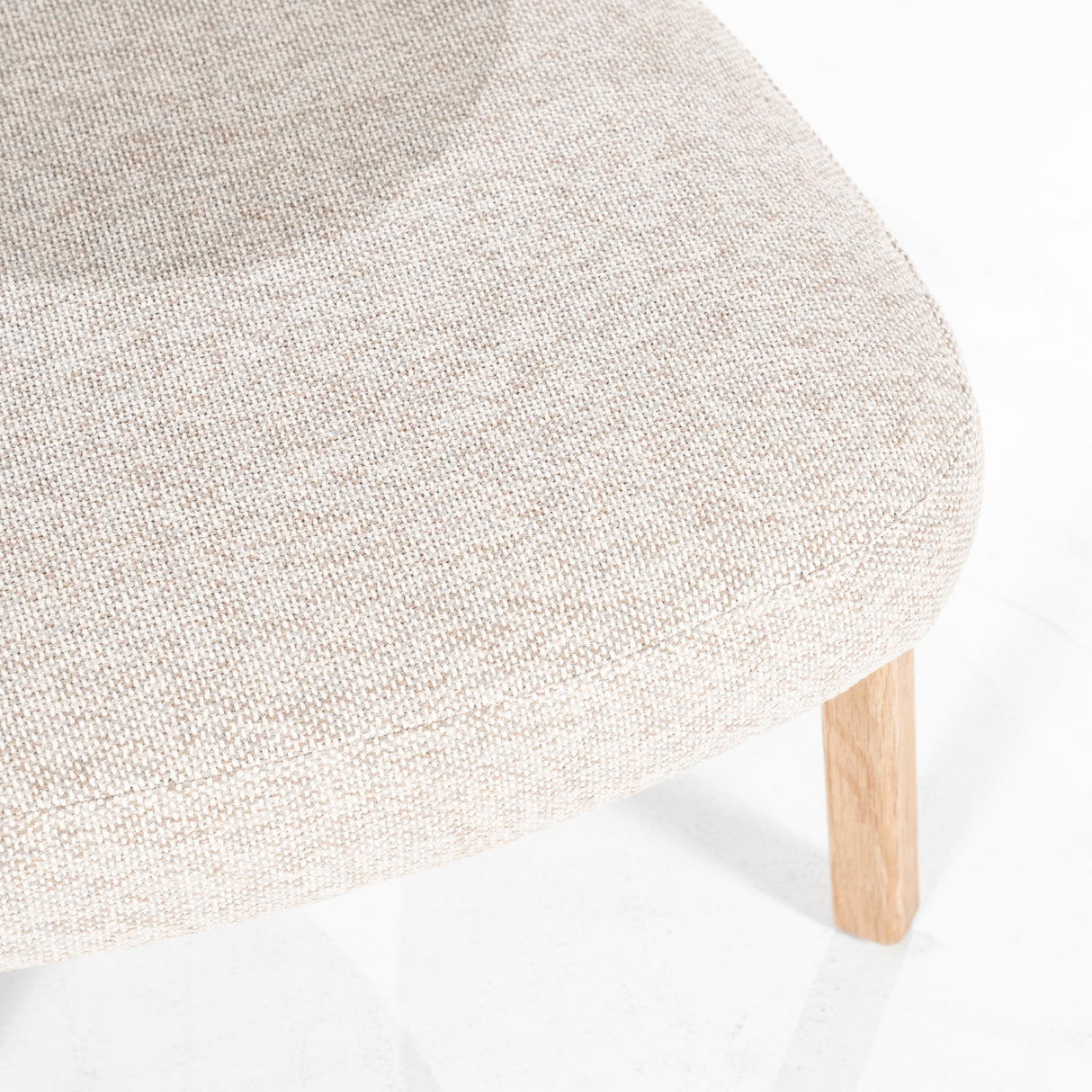   Oak Framed Accent Chair | Oroa.com