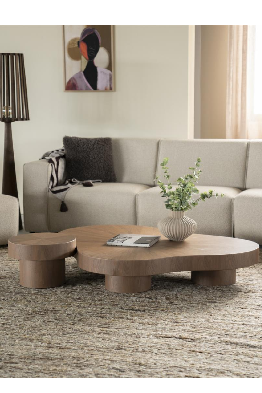 Round Walnut Side Table | Eleonora Bobbie | Oroa.com