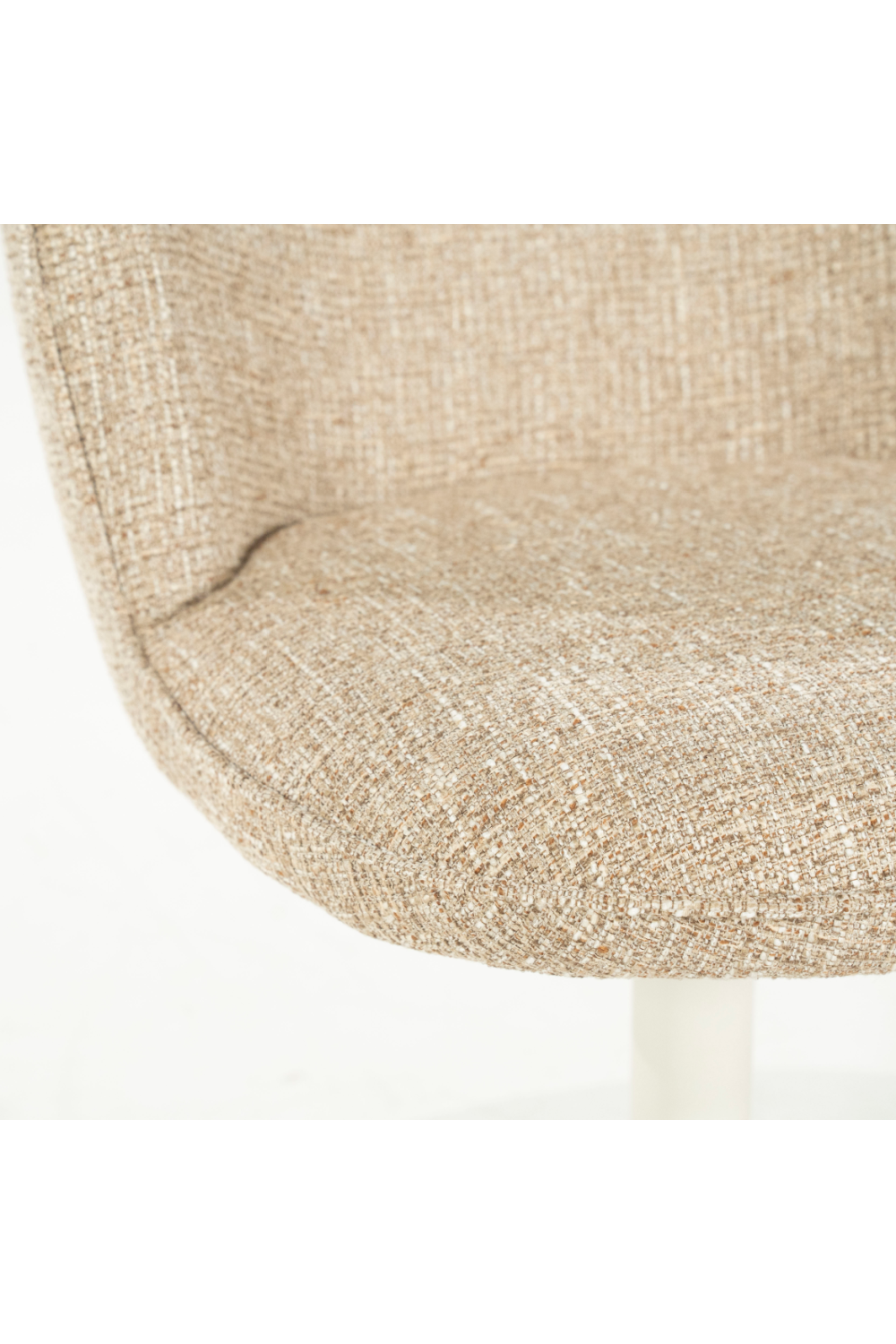 Curved Back Swivel Chair | Eleonora Molly | OROA.com