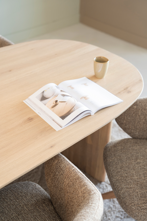 Oak Scandinavian Dining Table M | Eleonora Dex | OROA.com