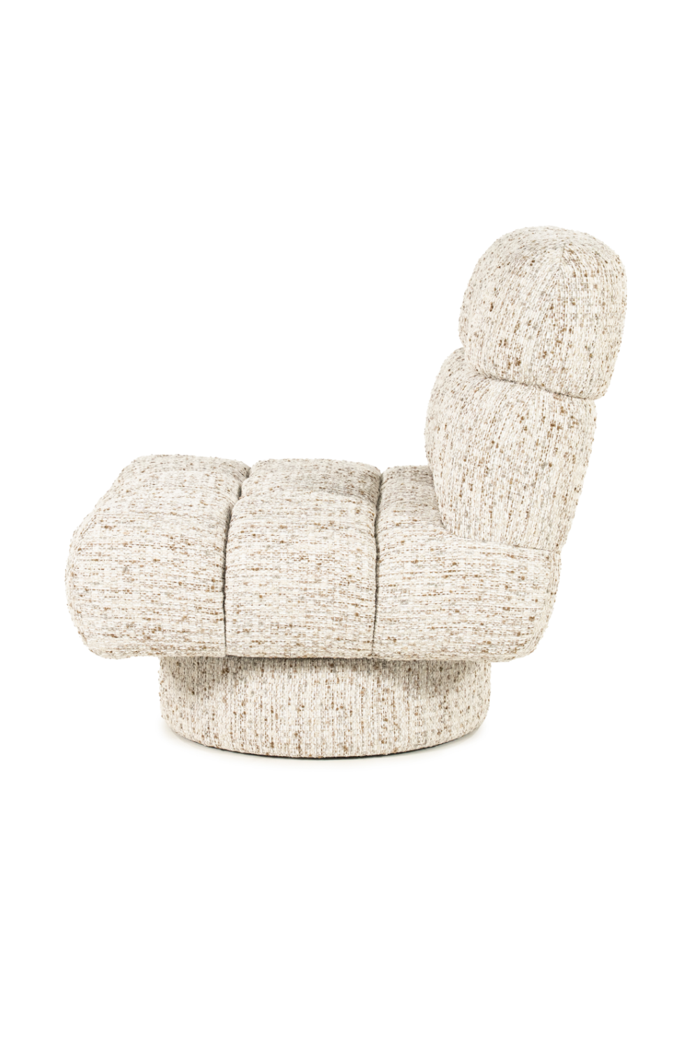 Round Base Tufted Lounge Chair | Eleonora Fenna | Oroa.com