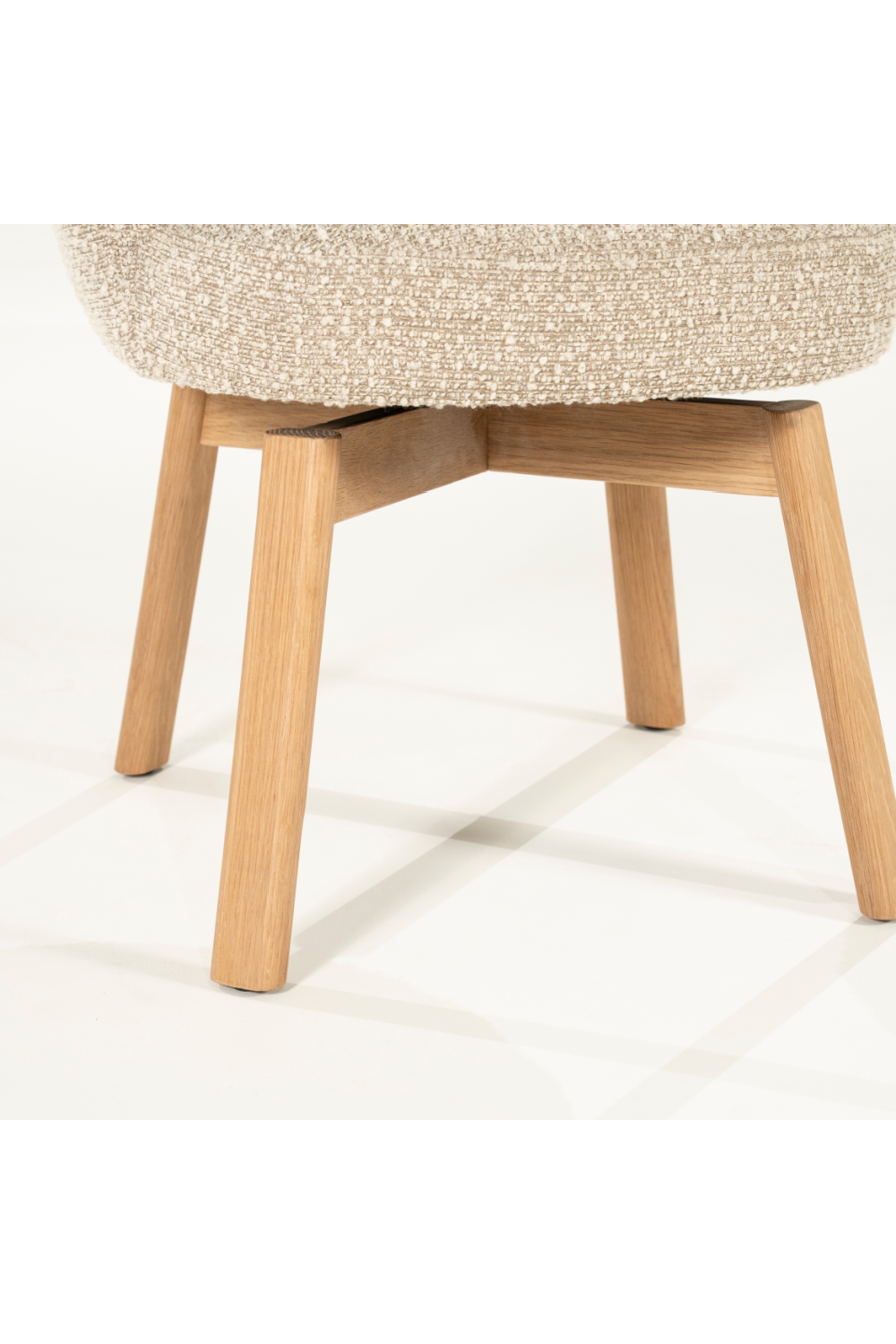 Oak Base Dining Chair | Eleonora Livia | Oroa.com