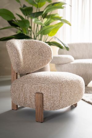 Chunky Cushioned Lounge Chair | Eleonora Reza | Oroa.com