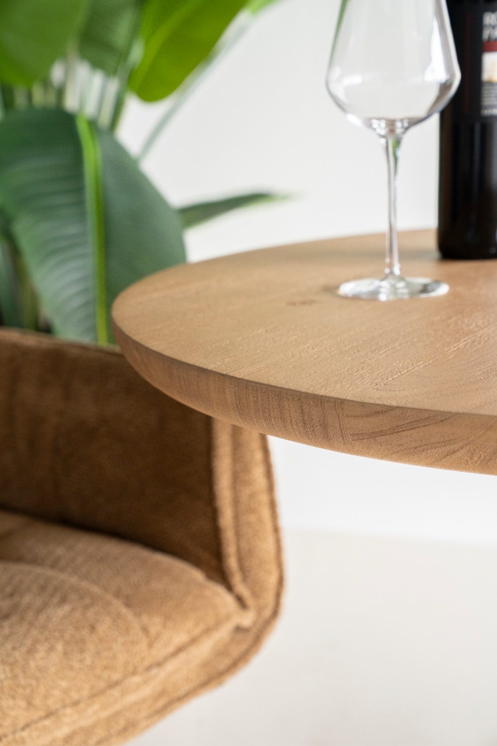   Round Mango Wood Bistro Table | Oroa.com